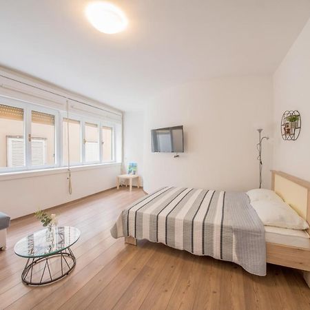 Aurora Apartment Zadar Eksteriør bilde