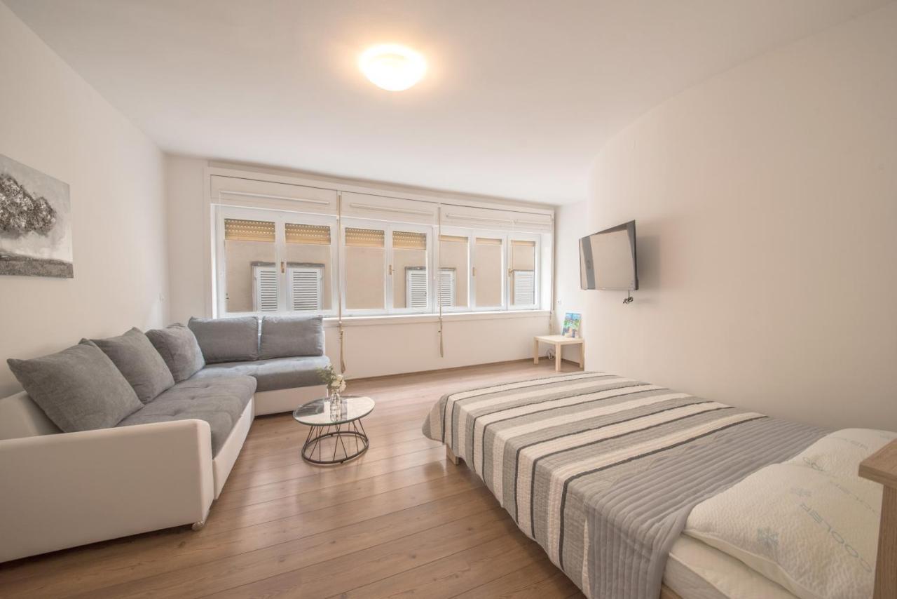 Aurora Apartment Zadar Eksteriør bilde